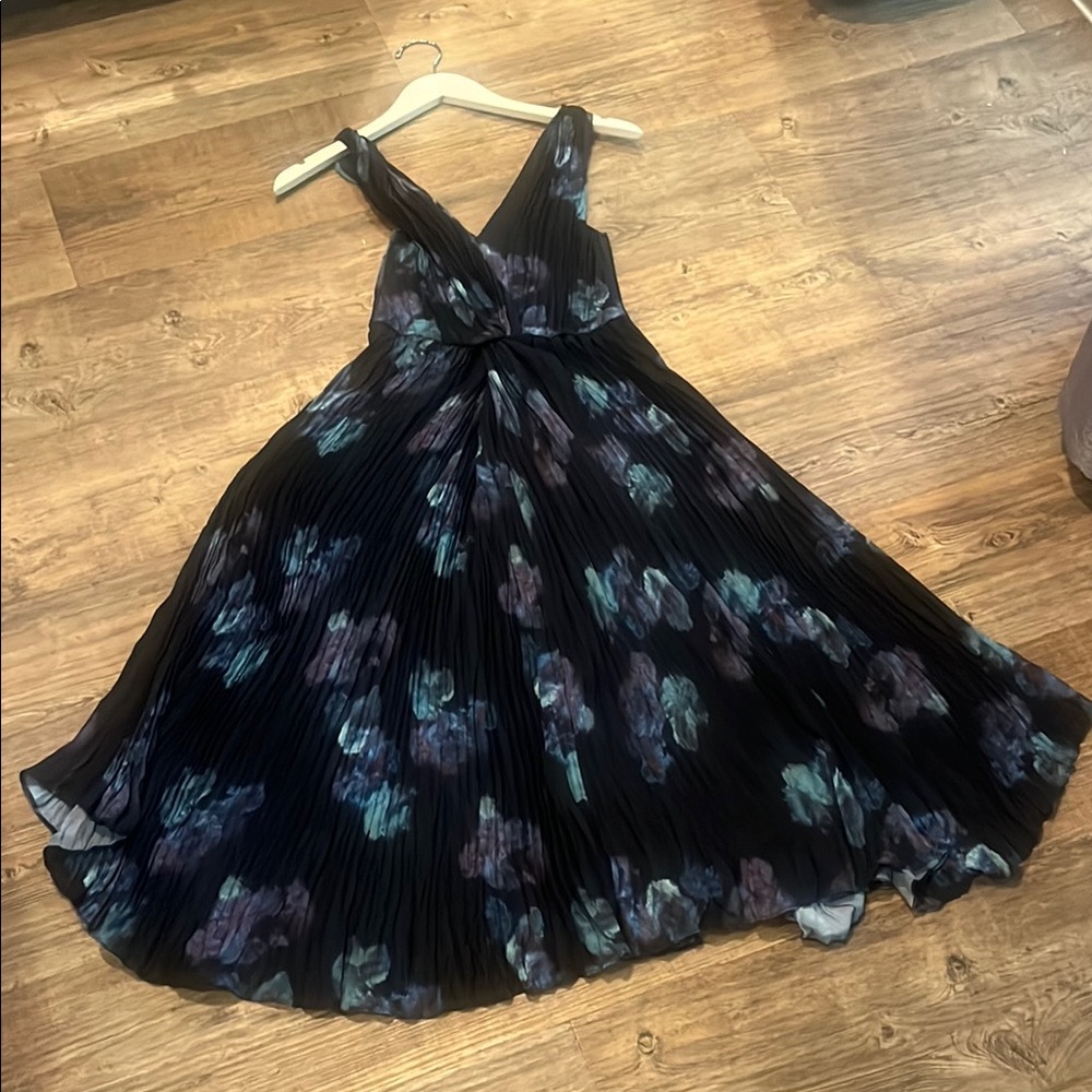 Vince Black Sleeveless V-Neck Midi Sundress